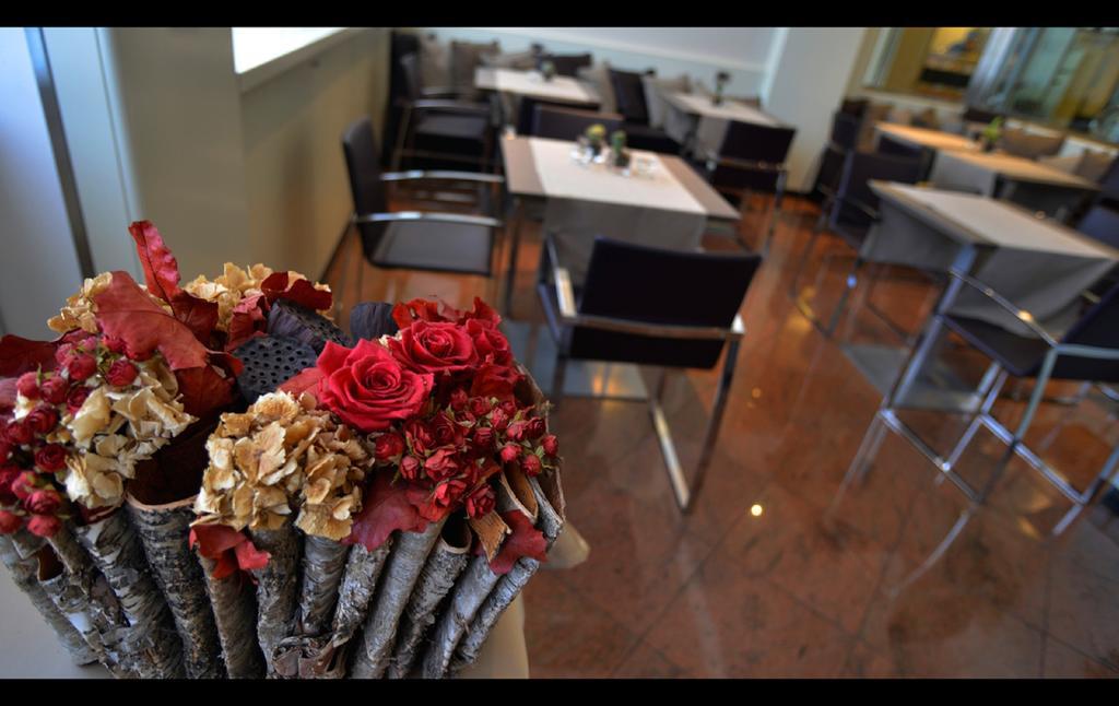 Sure By Western Milano Padua